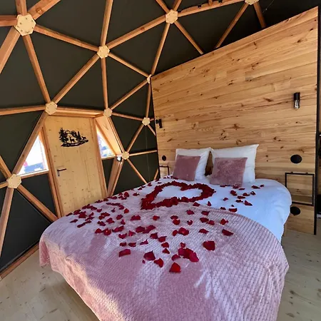 Роскошный шатер Dome L'escapade Insolite